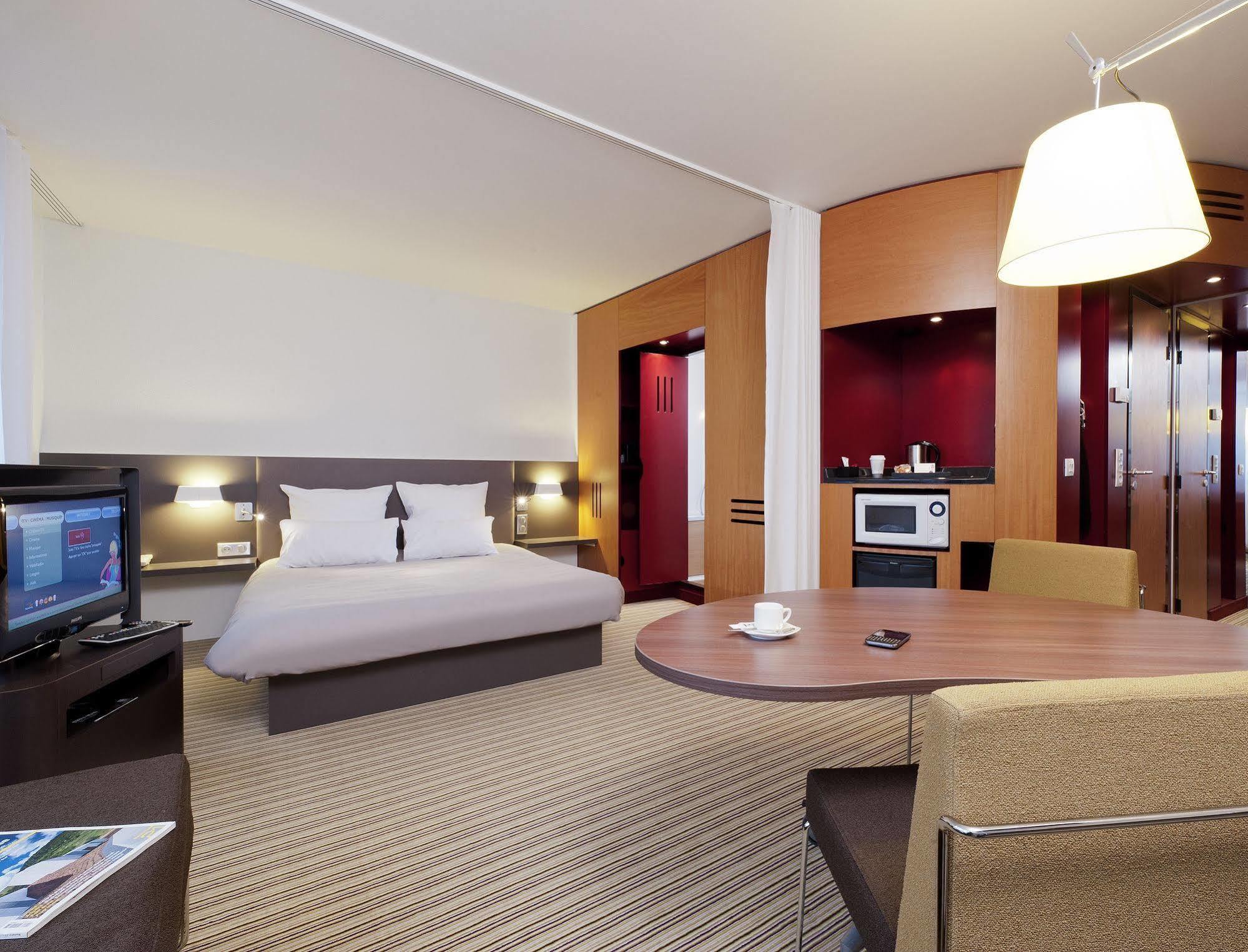 Novotel Suites Paris Montreuil Vincennes Exterior photo